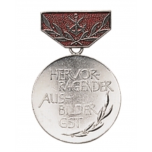 Медаль ГДР "Ausbilder" silber в упаковке новая